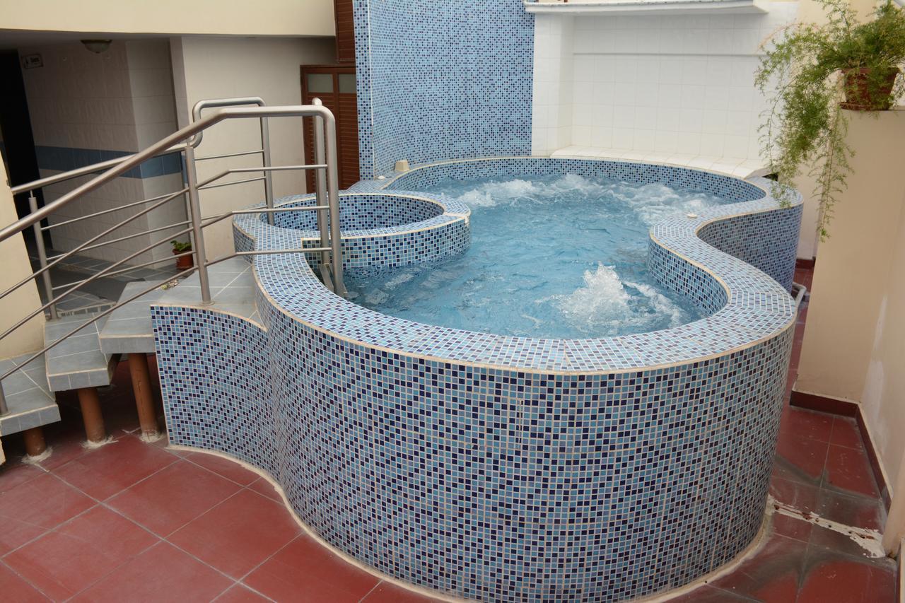 Hotel Elvita Spa Баньос Экстерьер фото